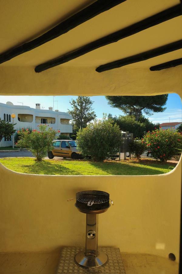 Peaceful & Spacious Apt With Parking & Queen Bed Carvoeiro  Exterior foto